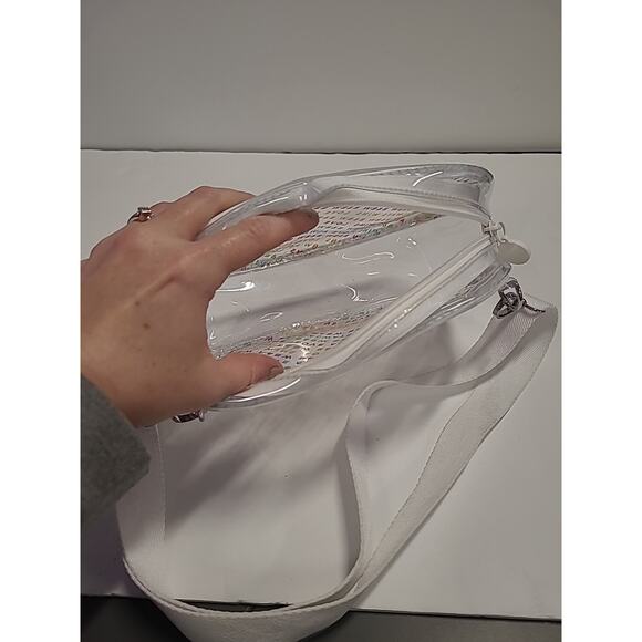 Bath Body Works Sports Pack Clear Crossbody Bag Makeup Bag Love Always Wins - Picture 8 of 9